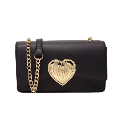 THE VICTORY HEART SHOULDER BAG